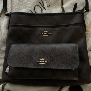 Smoke free pet free authentic purse crossbody and long wallet  COACH